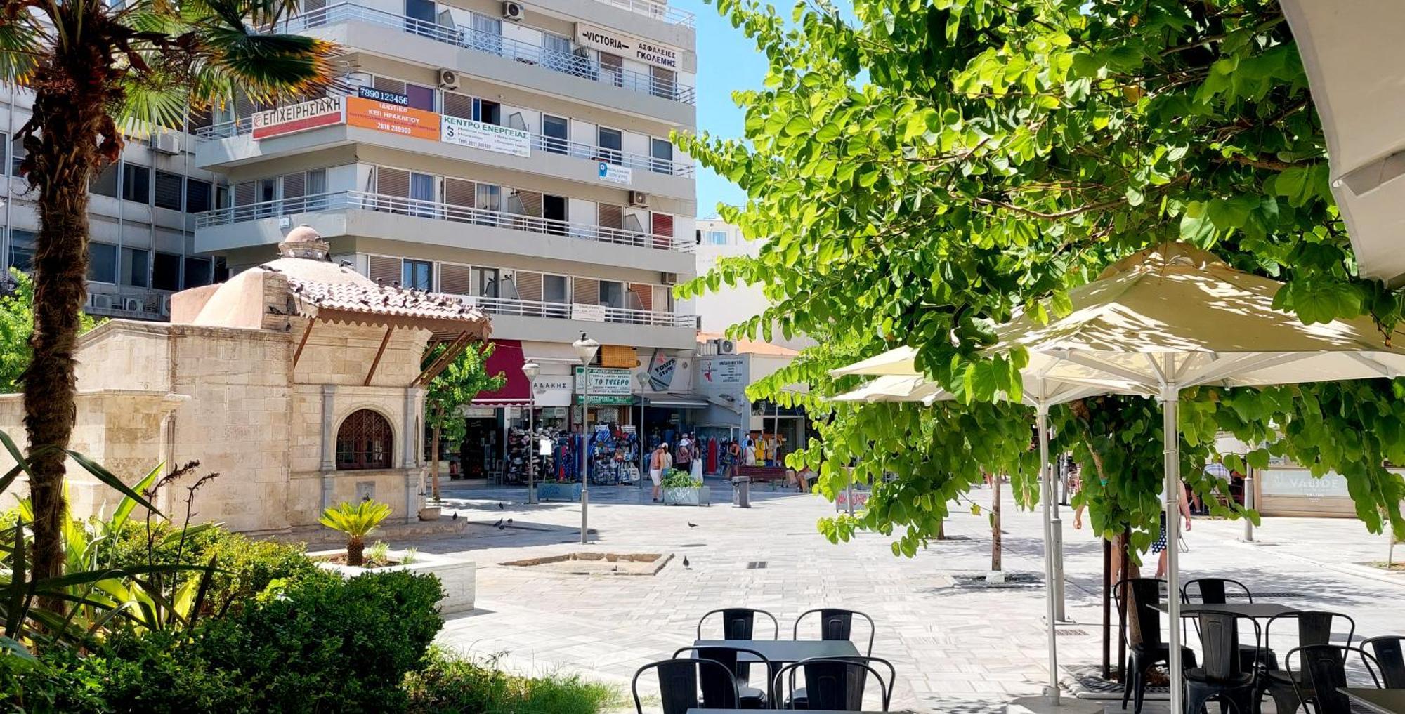 High End Suite At The Center Of Heraklion Exteriör bild